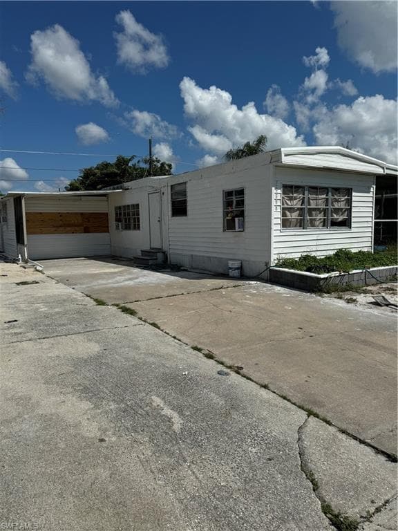 26800 Stardust DR BONITA SPRINGS, FL 34135