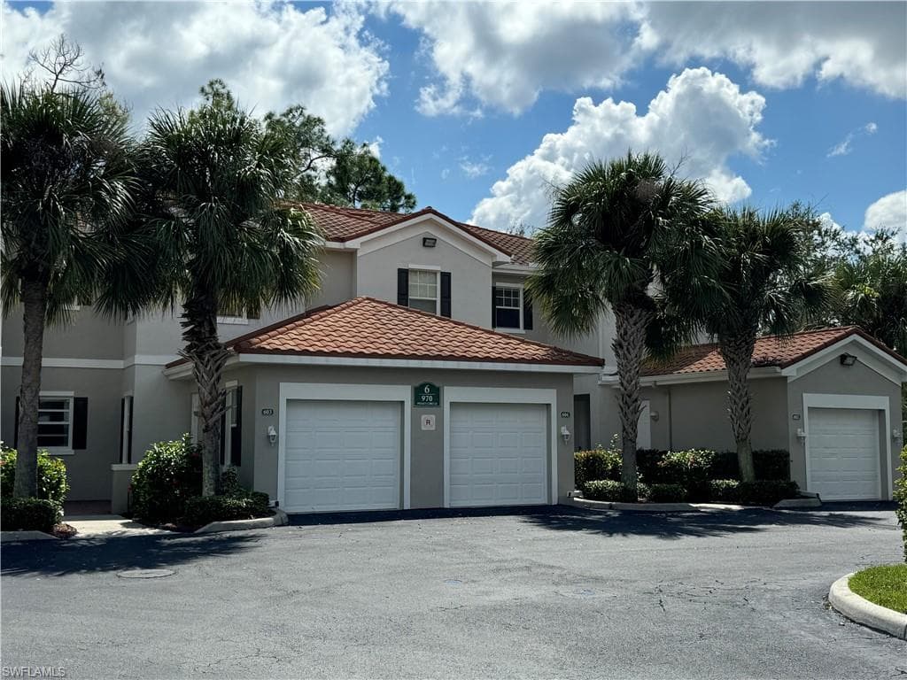 970 Peggy CIR 602 NAPLES, FL 34113