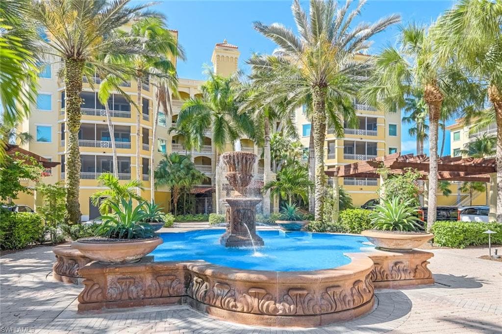 2738 Tiburon BLVD E B403 NAPLES, FL 34109
