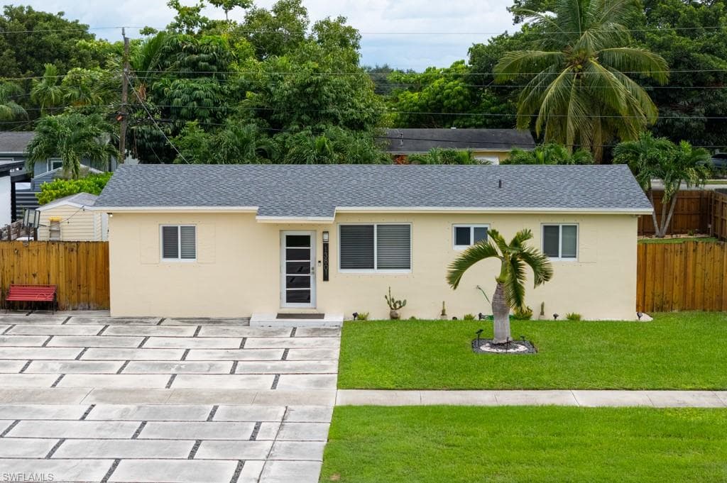 13801 Madison ST MIAMI, FL 33176