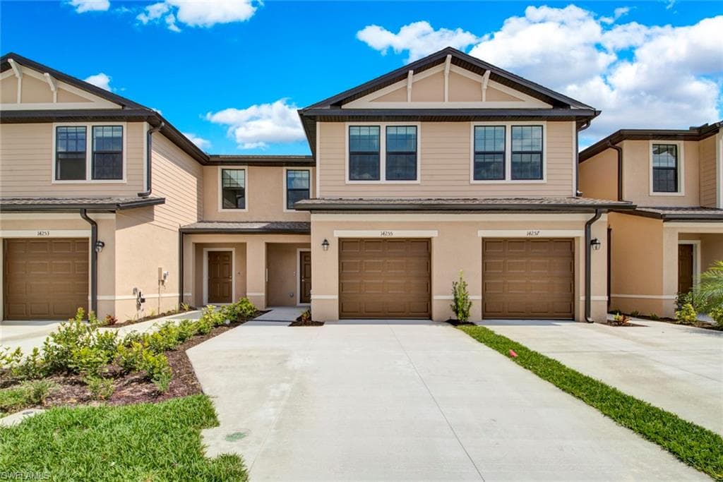 14255 Oviedo PL FORT MYERS, FL 33905