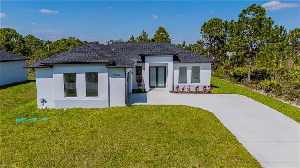 3010 37th ST W LEHIGH ACRES, FL 33971