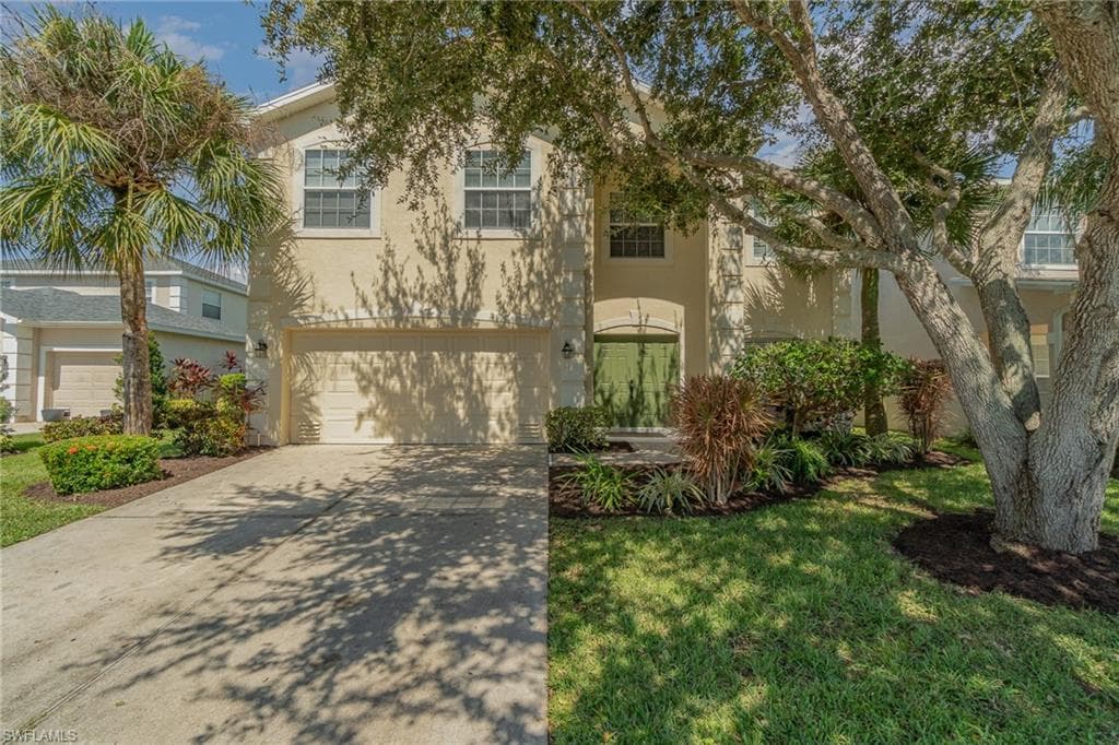 8993 Falcon Pointe LOOP FORT MYERS, FL 33912