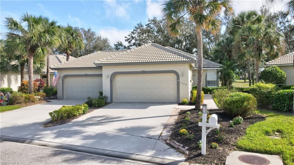 12253 Championship CIR FORT MYERS, FL 33913