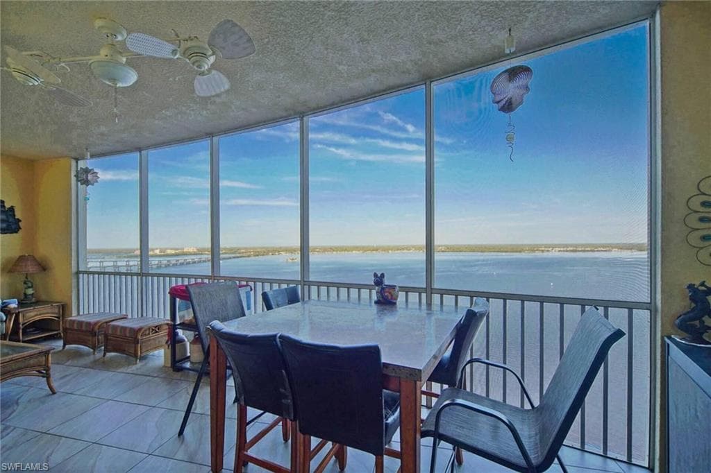 2745 1st ST 2004 FORT MYERS, FL 33916