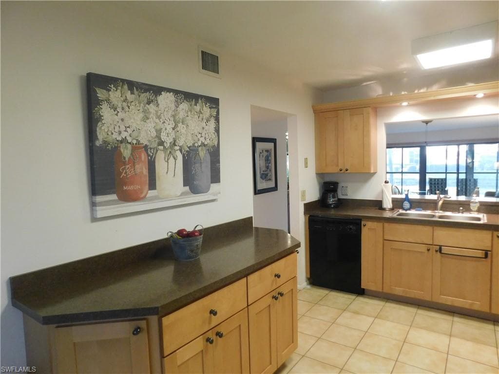 15448 Admiralty CIR 3 NORTH FORT MYERS, FL 33917