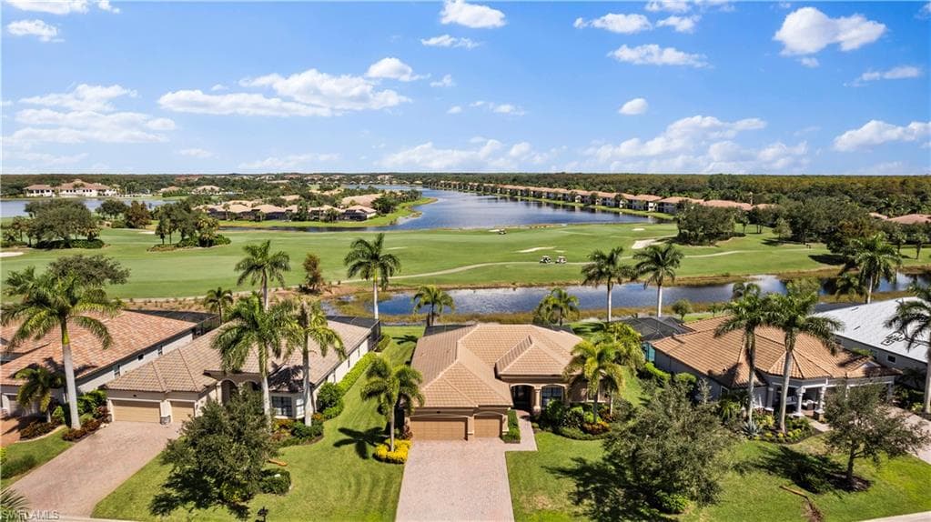 10133 Biscayne Bay LN NAPLES, FL 34120