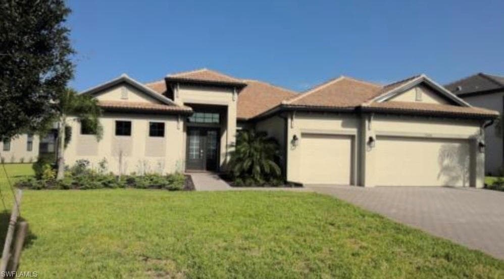 20498 Napa LOOP ESTERO, FL 33928