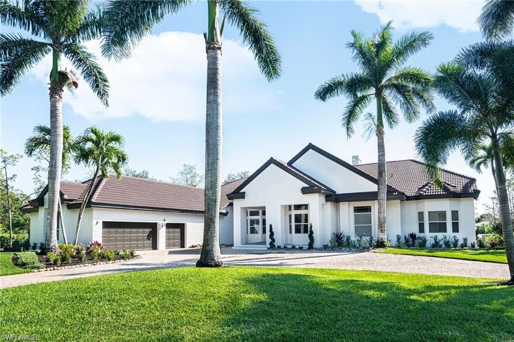 13556 Rosewood LN NAPLES, FL 34119