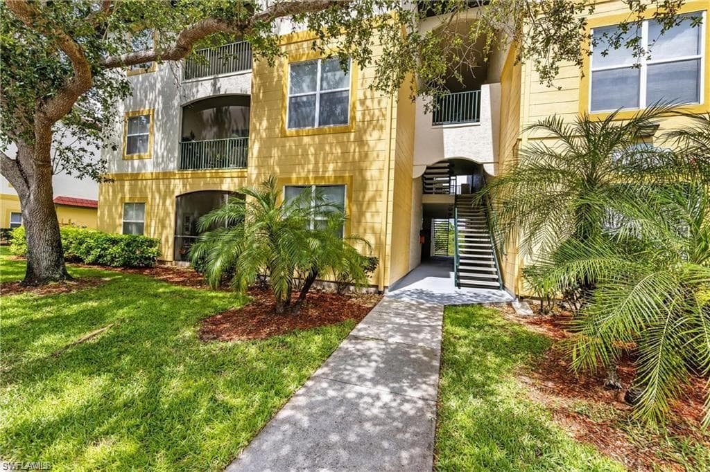 11530 Villa Grand 1101 FORT MYERS, FL 33913