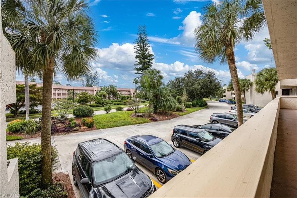 501 Forest Lakes BLVD 1-212 NAPLES, FL 34105