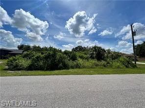1012 Casino AVE LEHIGH ACRES, FL 33971