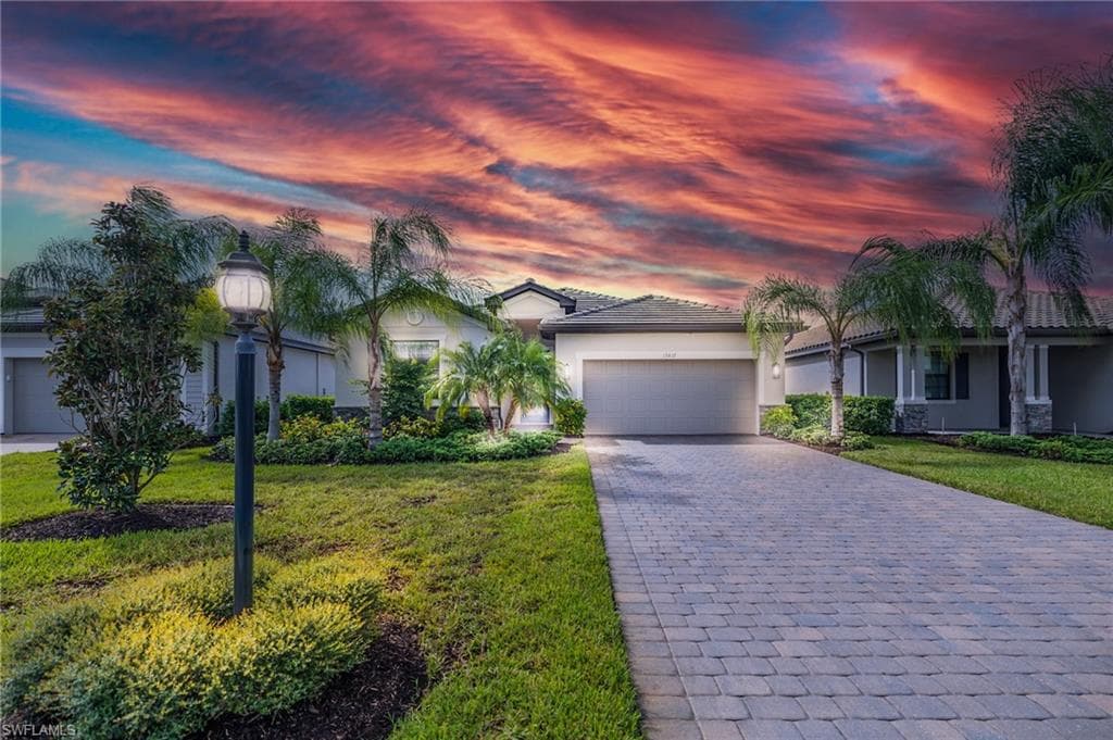 19817 The Place BLVD ESTERO, FL 33928