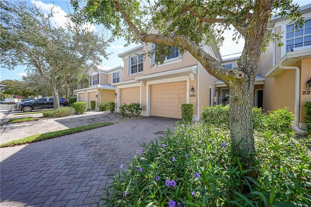 2612 Somerville LOOP 2203 CAPE CORAL, FL 33991