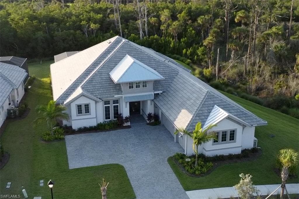 8831 Nevis WAY NAPLES, FL 34112
