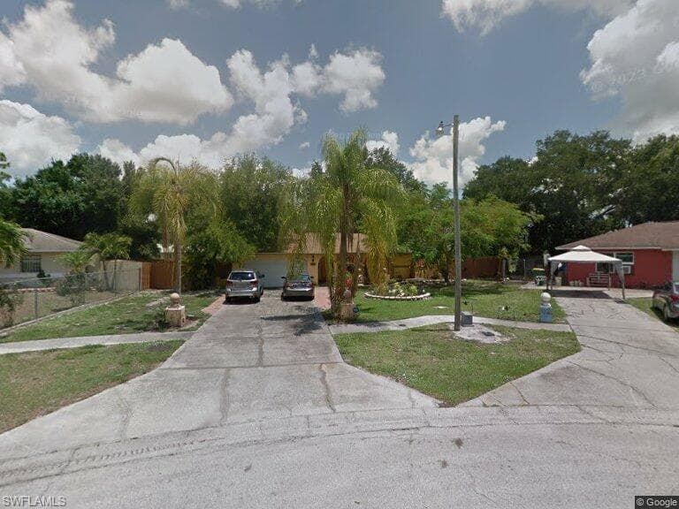 612 6th Avenue CIR IMMOKALEE, FL 34142
