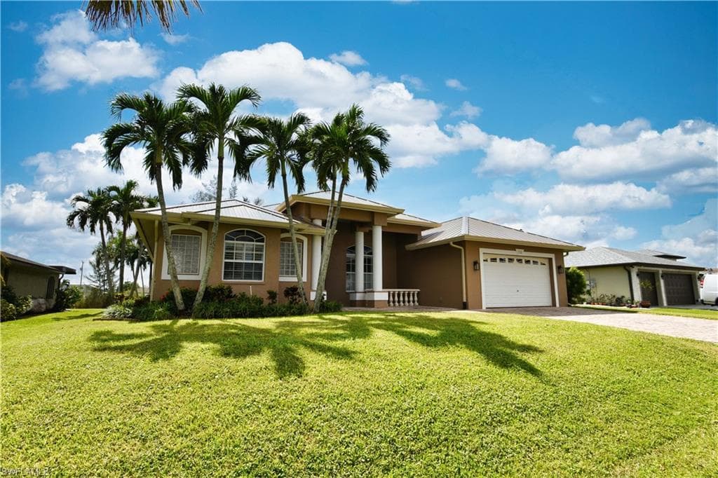 324 SW 15th ST CAPE CORAL, FL 33991