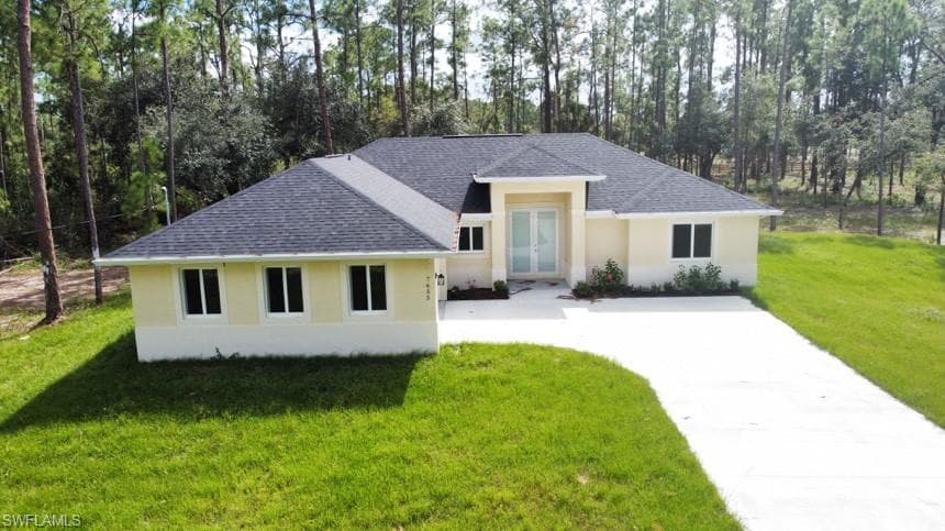 7655 19th PL LABELLE, FL 33935