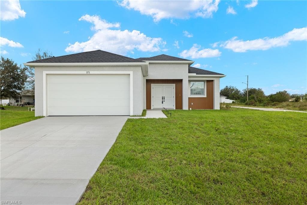 371 Pinehurst AVE LEHIGH ACRES, FL 33974