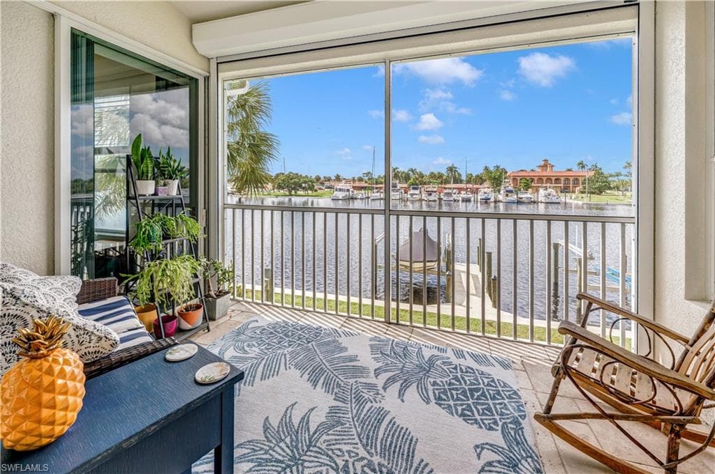 385 Stella Maris DR N 2705 NAPLES, FL 34114
