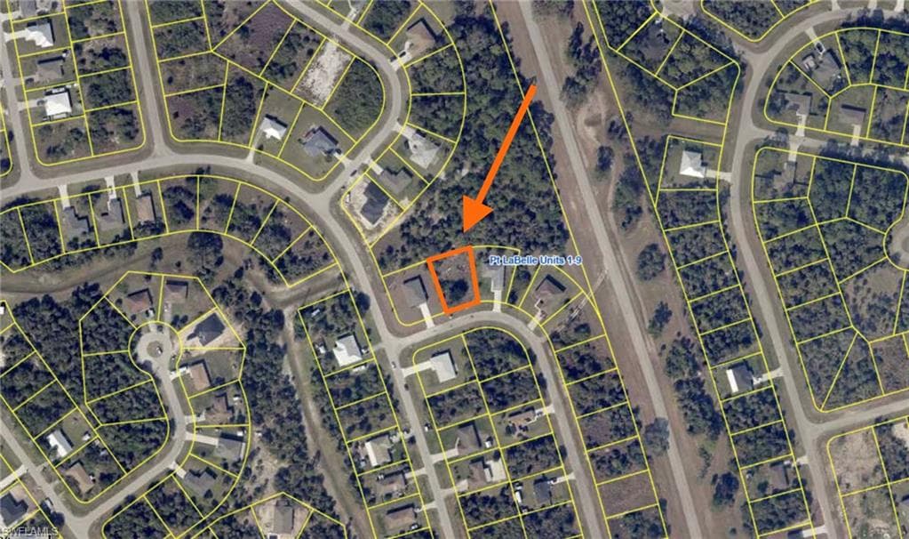 3303 Clearview CIR LABELLE, FL 33935