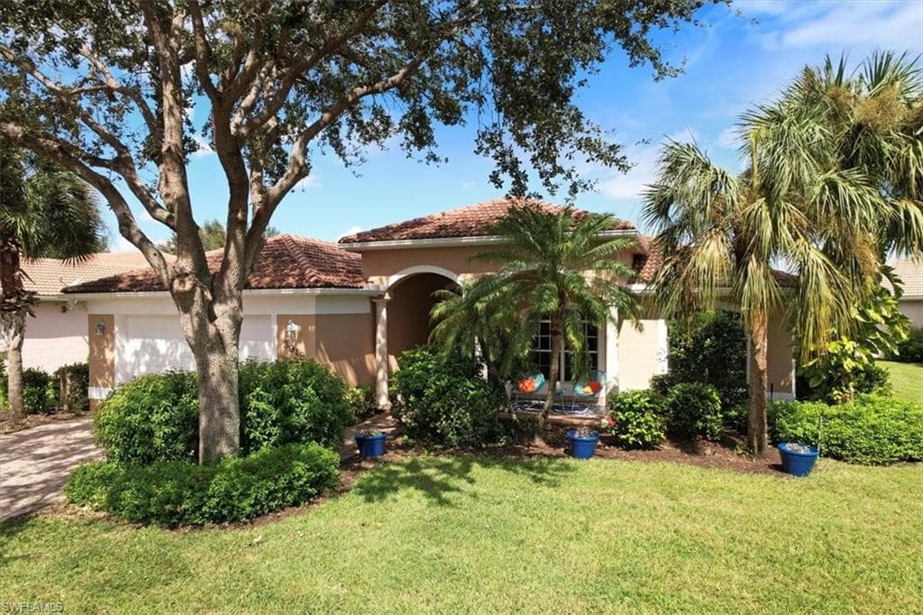 3918 Recreation LN NAPLES, FL 34116