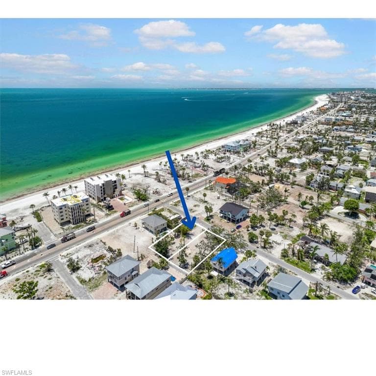 110 Bayview AVE FORT MYERS BEACH, FL 33931