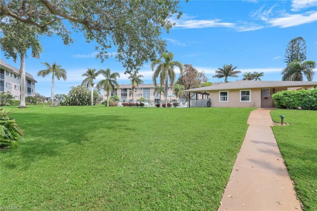 5435 Rattlesnake Hamm RD 302E NAPLES, FL 34113
