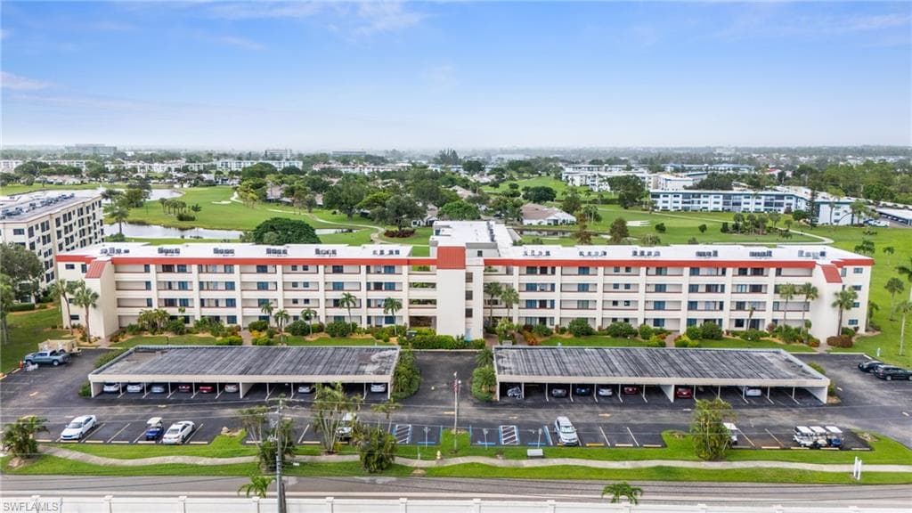 7402 Lake Breeze DR 415 FORT MYERS, FL 33907