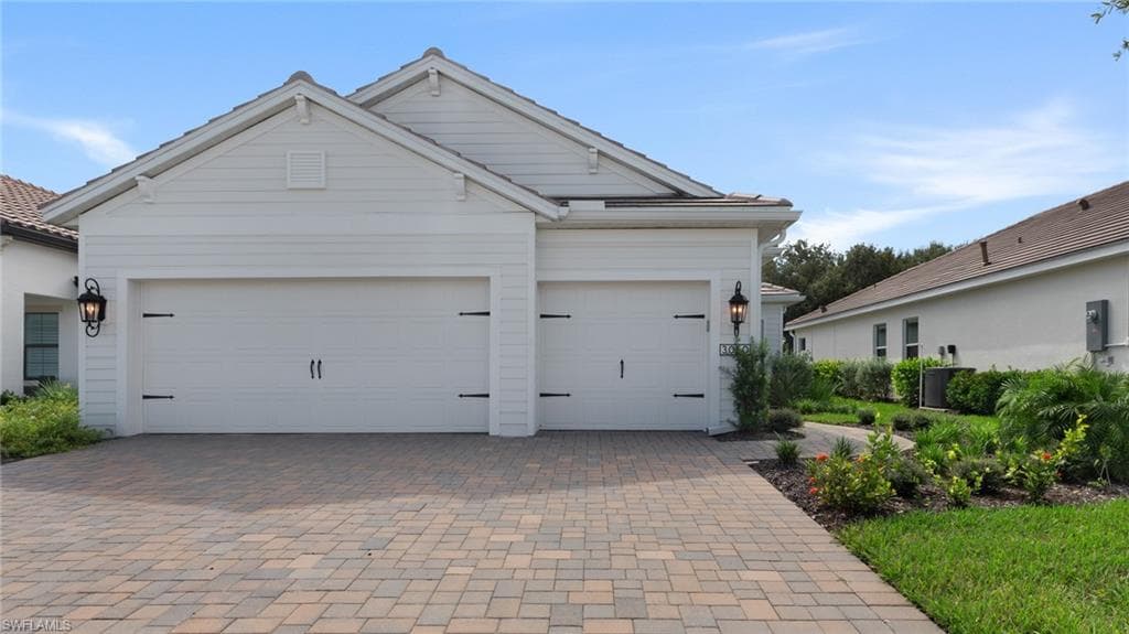 3050 Heritage Pines DR FORT MYERS, FL 33905