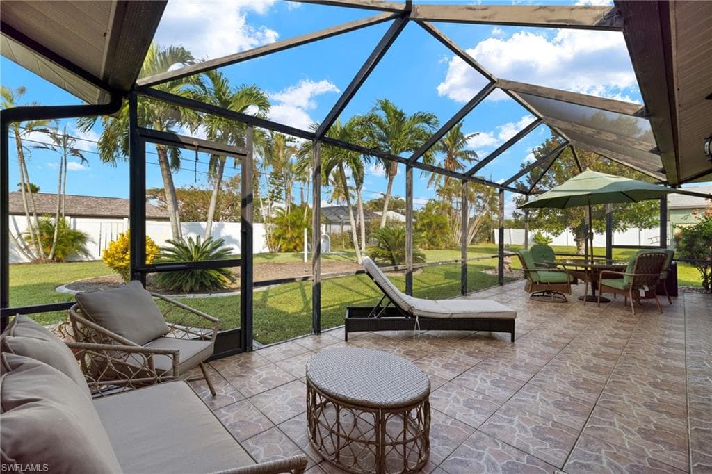 2136 14th PL CAPE CORAL, FL 33991