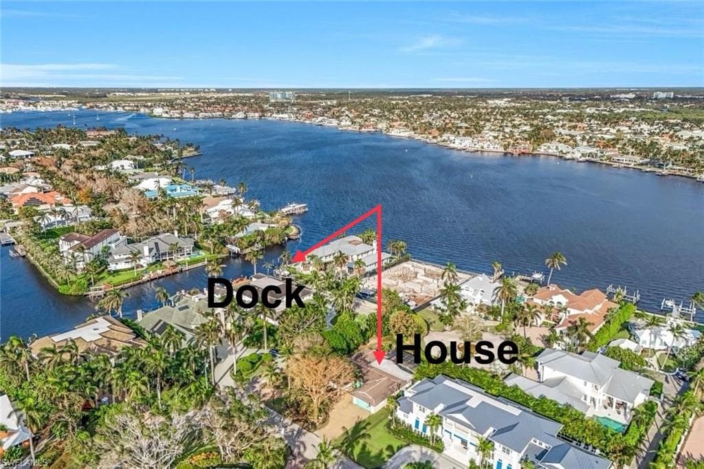 2125 Marina DR NAPLES, FL 34102