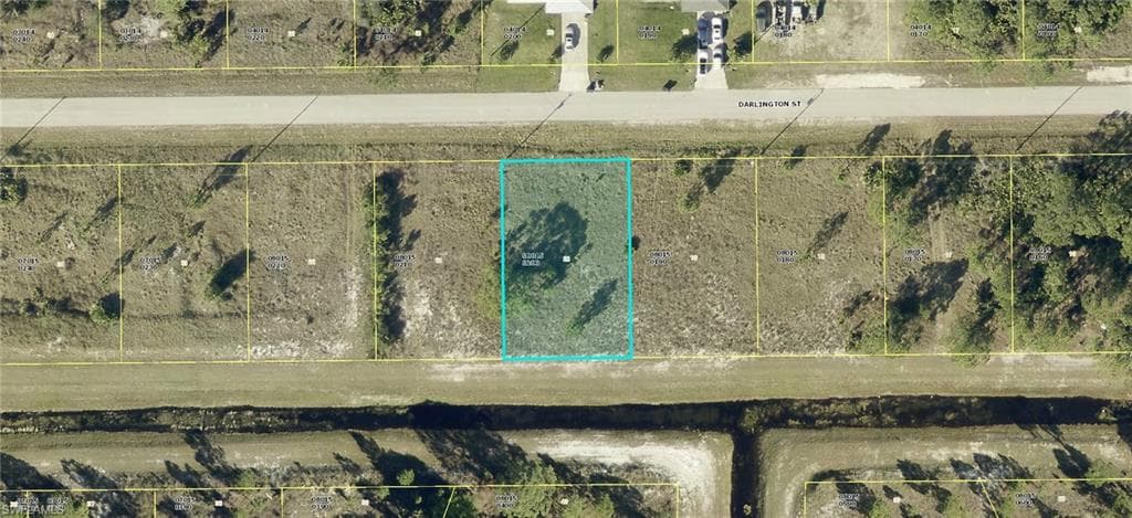 1050 Darlington ST LEHIGH ACRES, FL 33974