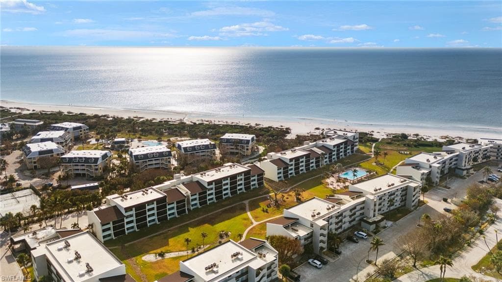979 E Gulf DR D472 SANIBEL, FL 33957