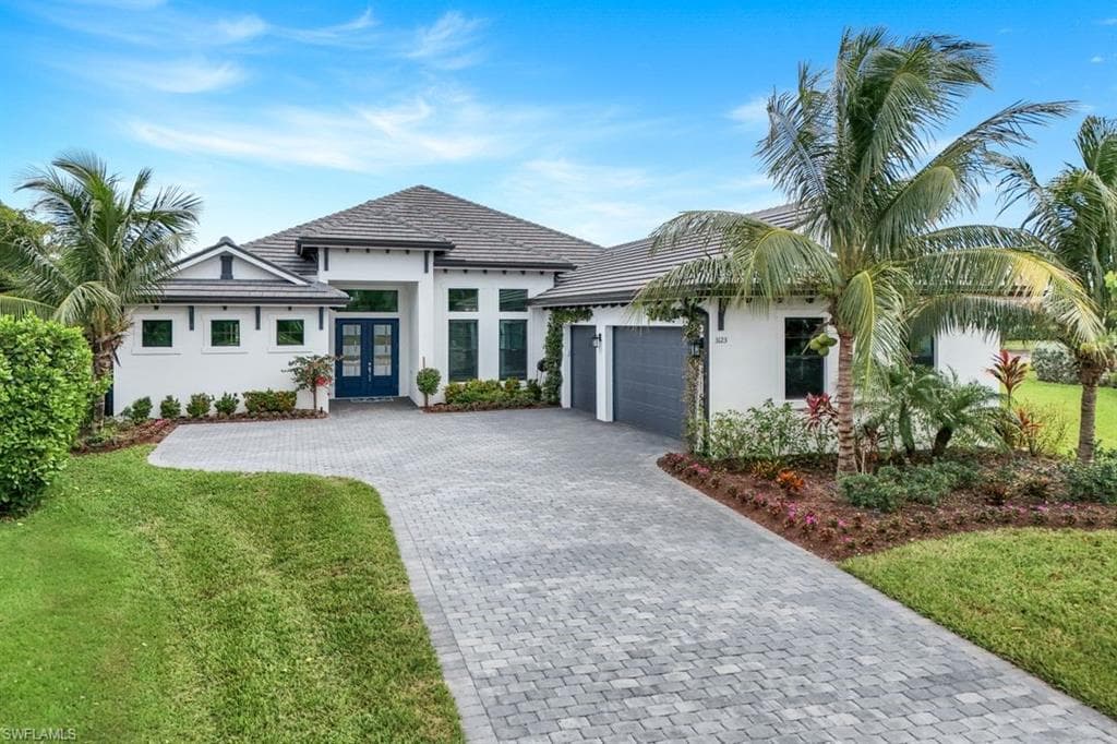 3123 Heather Glen CT NAPLES, FL 34114