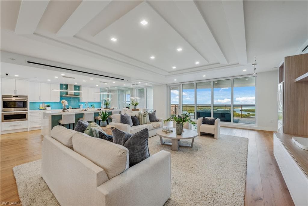 13915 Old Coast RD 1603 NAPLES, FL 34110