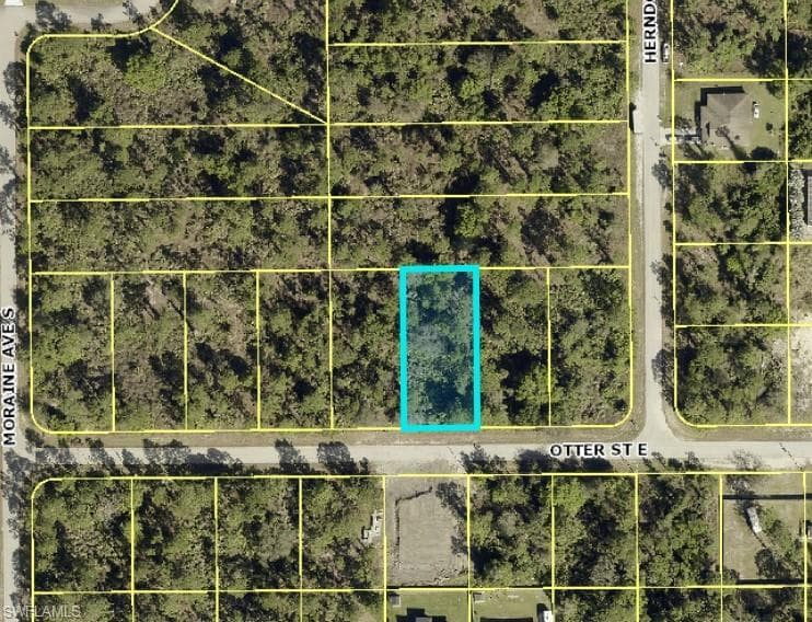 735 Otter ST E LEHIGH ACRES, FL 33974