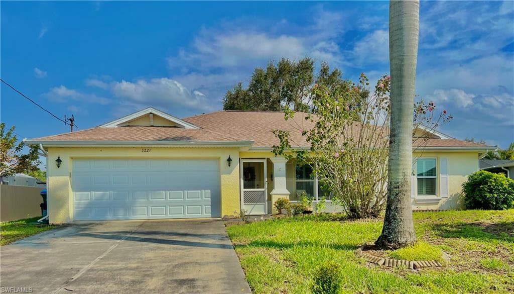 3221 NE 15th PL CAPE CORAL, FL 33909