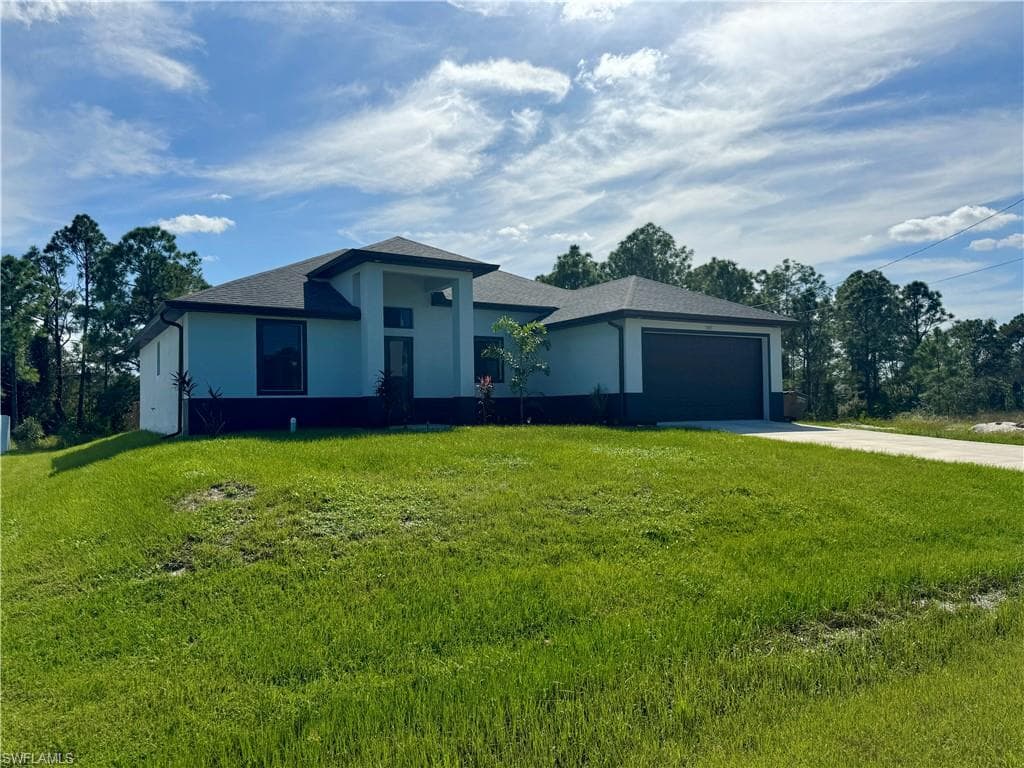 3305 44th ST SW LEHIGH ACRES, FL 33976