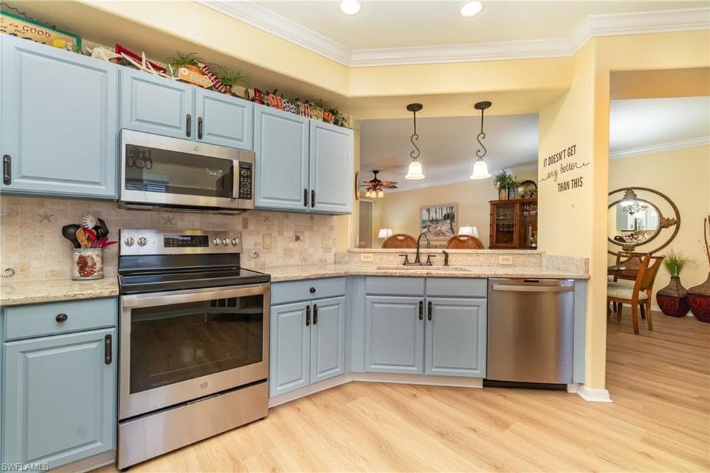 9575 Hemingway LN 4404 FORT MYERS, FL 33913