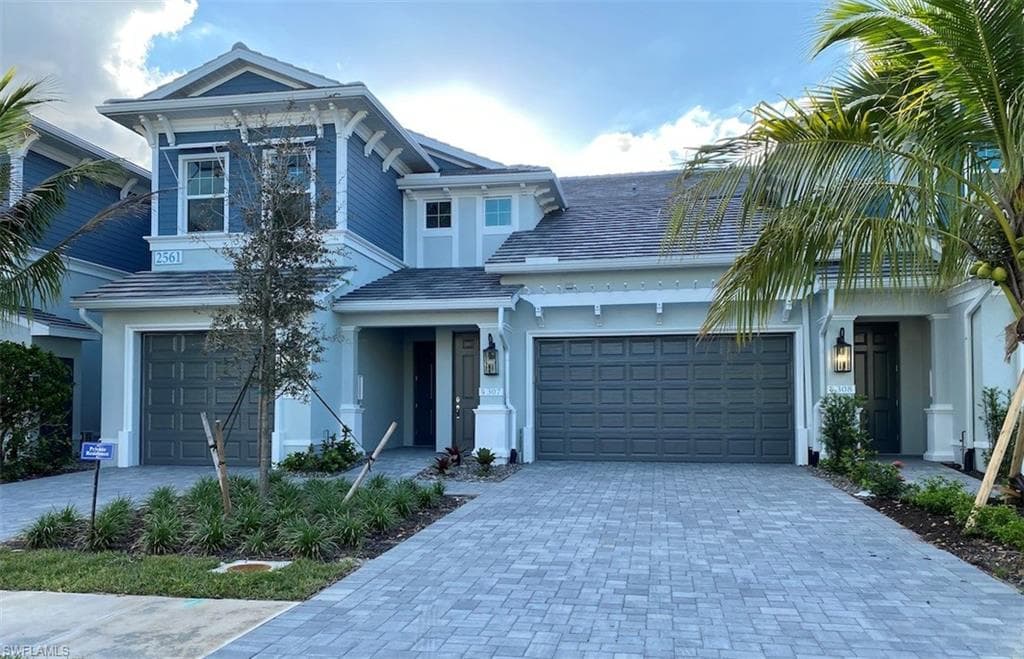 2561 Seychelles DR 307 NAPLES, FL 34112