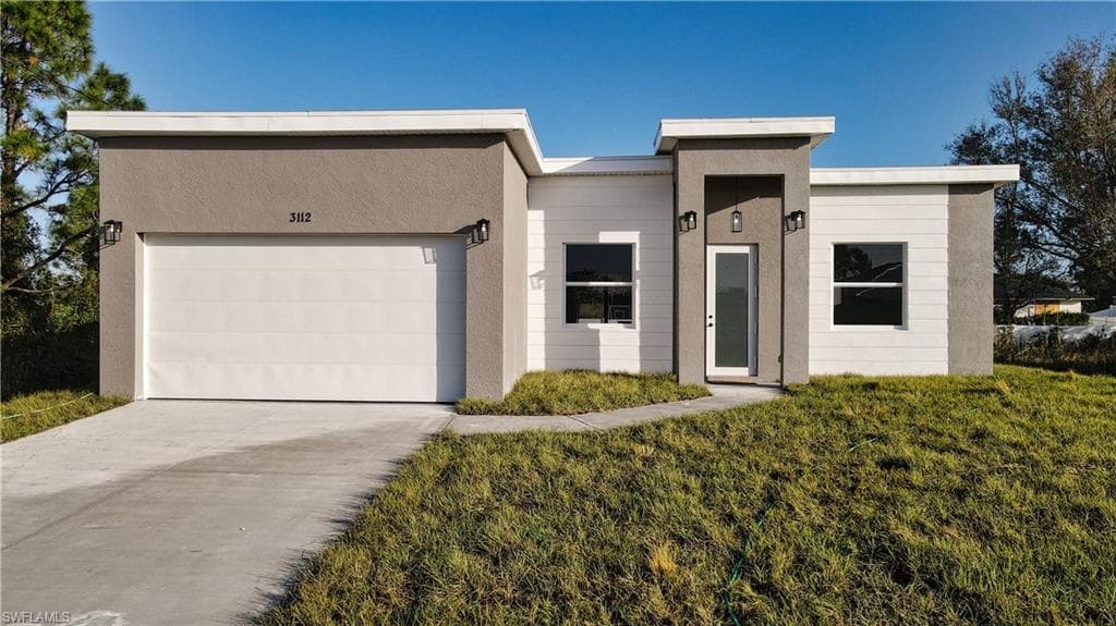 3112 6th ST SW LEHIGH ACRES, FL 33976
