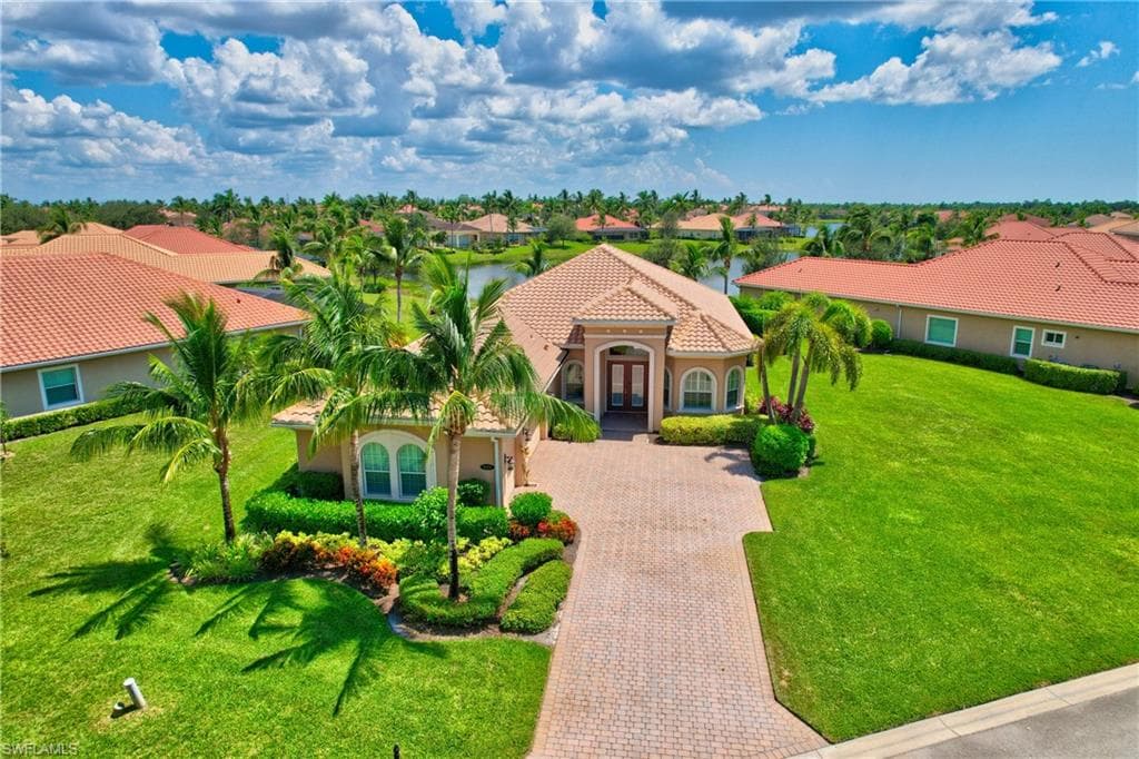 9328 Chiasso CT NAPLES, FL 34114