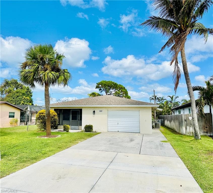 553 108th AVE N NAPLES, FL 34108