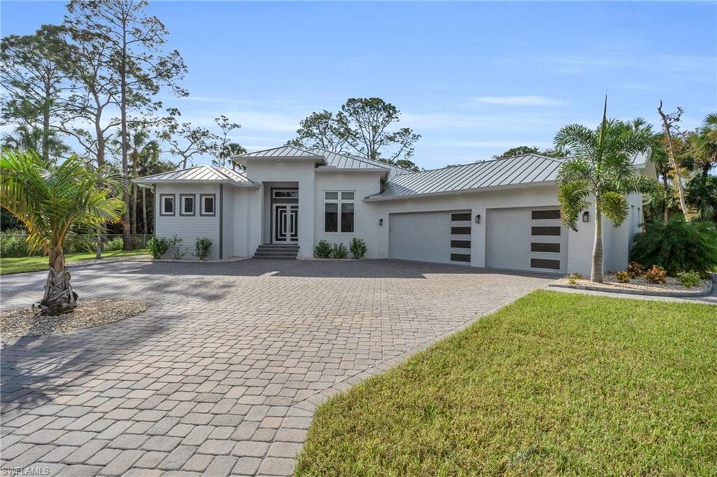 343 9th ST NW NAPLES, FL 34120