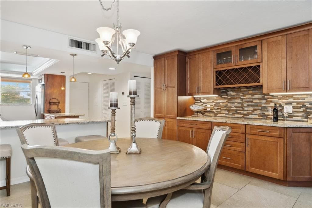 270 Collier BLVD 202 MARCO ISLAND, FL 34145