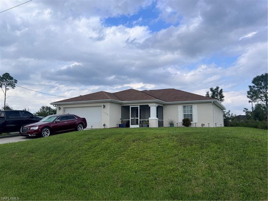 3008 25th ST W LEHIGH ACRES, FL 33971