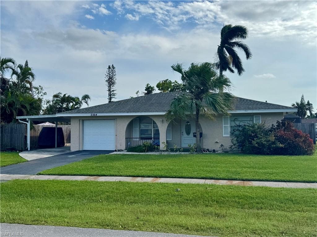 2564 Poinciana ST NAPLES, FL 34105