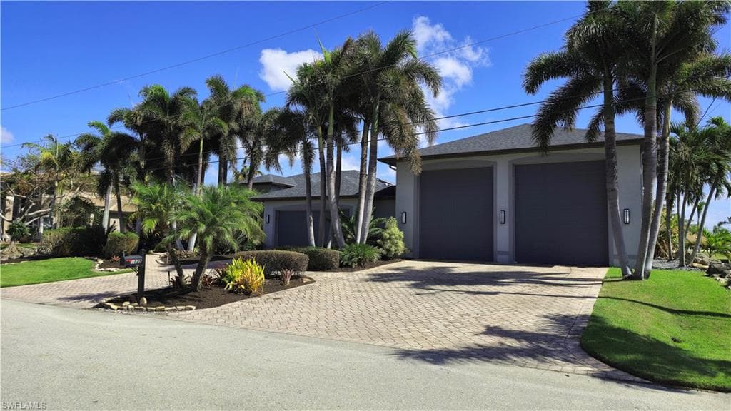 3825 SW 17th PL CAPE CORAL, FL 33914