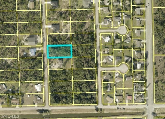 808 James AVE LEHIGH ACRES, FL 33936